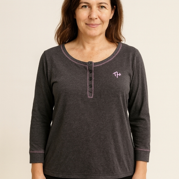Tommy Hilfiger Gray Preppy Long Sleeve Tee Sz Lg - Picture 1 of 5